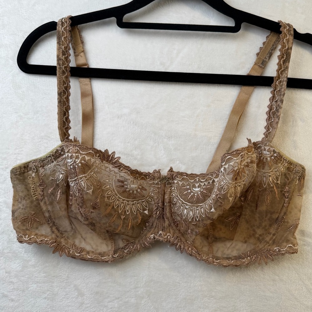 Chantelle Lace Underwire Bra 34DD Taupe Sheer Embroidered French Lingerie